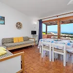 Marineledda Maestrale Apartamento *